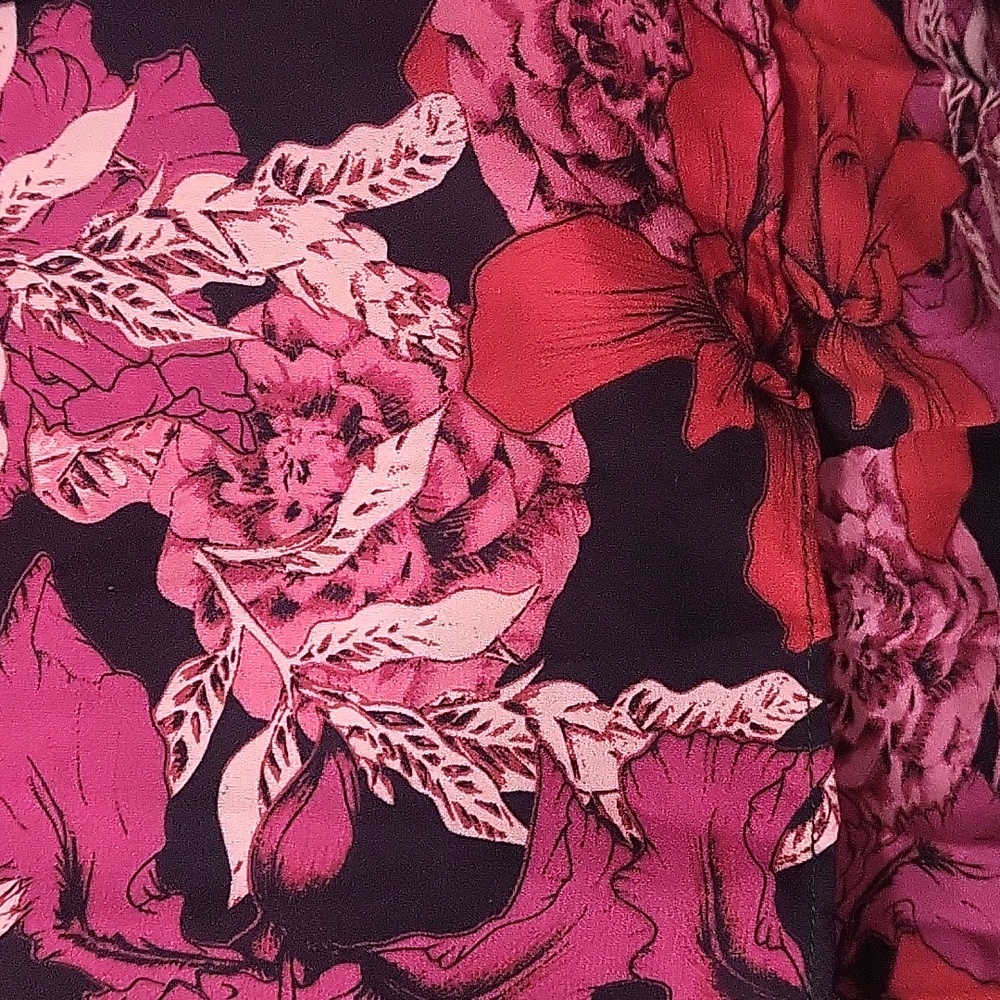 Nannette Pink and Black Floral Midi Dress - Picture 3 of 9